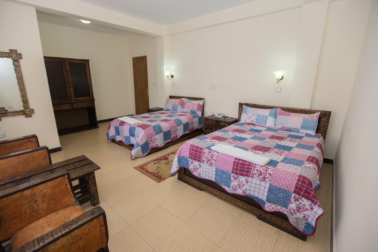 Honey Land Hotel לאליבלה מראה חיצוני תמונה