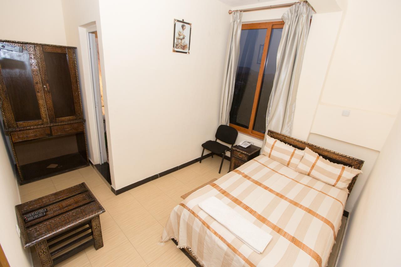 Honey Land Hotel לאליבלה מראה חיצוני תמונה